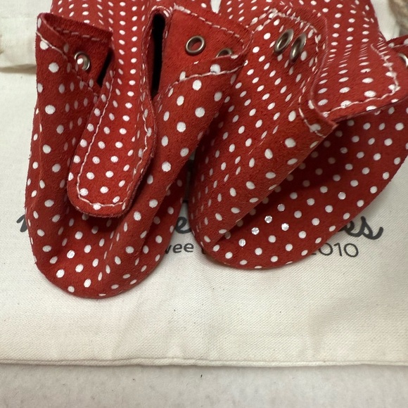New Mon Petit Soft Sole Shoe. Minnie Dot. Size 5 ( 12-18months). - Picture 4 of 6